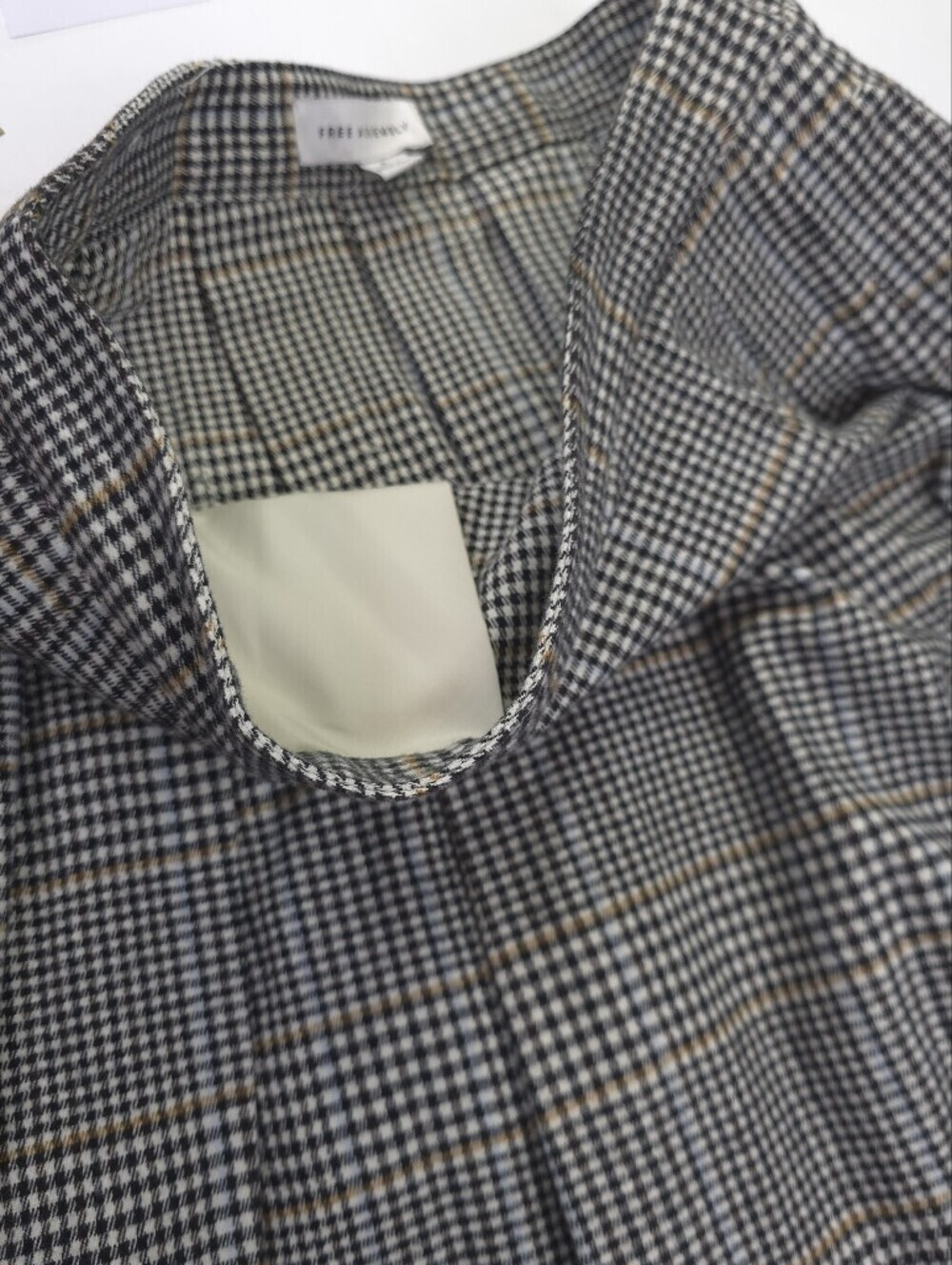 Free Assembly Black, White and Brown Plaid Pleated Mini Skirt Sz 6 - Picture 4 of 9